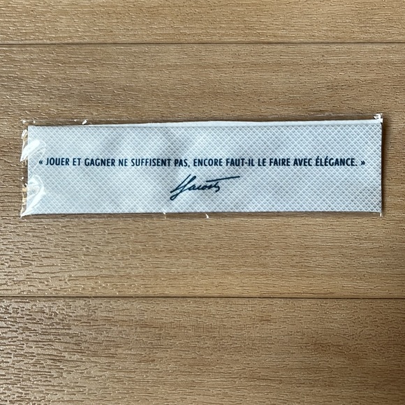 Lacoste Sunglasses Case - Picture 7 of 7